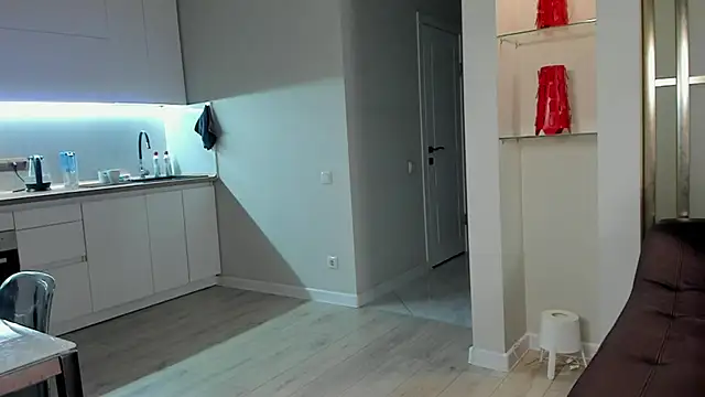 Snapshot of Emma_Flin chatting on January 6, 2025, 1:52 pm Emma Flin online show from January 6, 2025, 1:52 pm