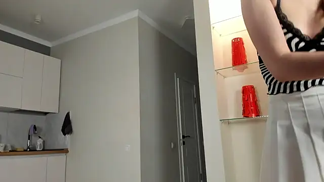 Snapshot of Emma_Flin chatting on September 15, 2025, 11:10 am Emma Flin online show from September 15, 2025, 11:10 am