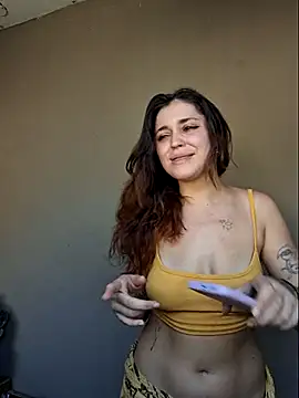 luuhcat09 online show from November 28, 2025, 5:15 pm