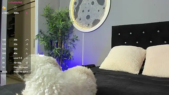 jordan mayers02 online show from November 19, 2025, 10:04 am