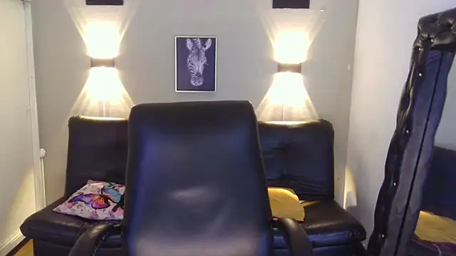 Jsneiidy ATH online show from December 28, 2024, 3:26 am