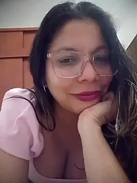 Snapshot of Carliina_Soussa chatting on June 22, 2026, 1:18 am Carliina Soussa online show from June 22, 2026, 1:18 am