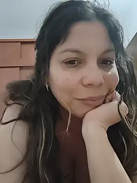 Snapshot of Carliina_Soussa chatting on July 9, 2026, 11:20 pm Carliina Soussa online show from July 9, 2026, 11:20 pm
