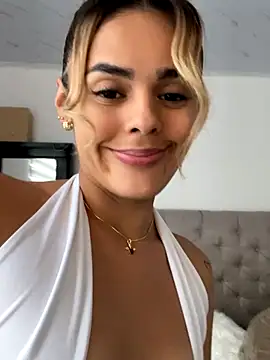 Snapshot of ZoeJohnsoon chatting on November 1, 2025, 6:54 pm ZoeJohnsoon online show from November 1, 2025, 6:54 pm