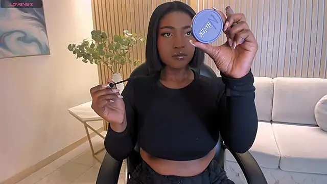 SavannahStorm online show from March 23, 2026, 12:53 pm