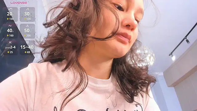 Snapshot of miss_shine chatting on February 27, 2025, 5:34 am miss shine online show from February 27, 2025, 5:34 am