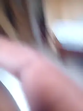 Kinng3 online show from October 6, 2025, 5:32 pm