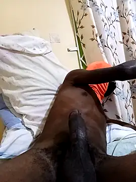 Kinng3 online show from February 8, 2026, 3:21 am