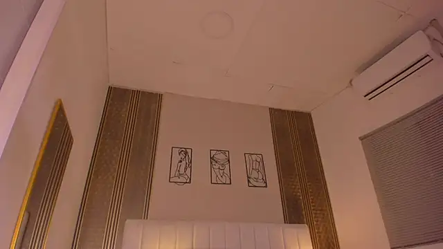 Snapshot of zoe_sky_ chatting on February 26, 2026, 11:53 am zoe sky online show from February 26, 2026, 11:53 am