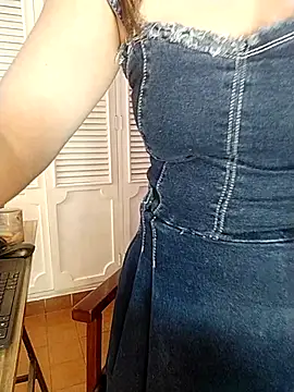 Snapshot of Adel_Nesbiit chatting on February 12, 2026, 7:31 pm Adel Nesbiit online show from February 12, 2026, 7:31 pm