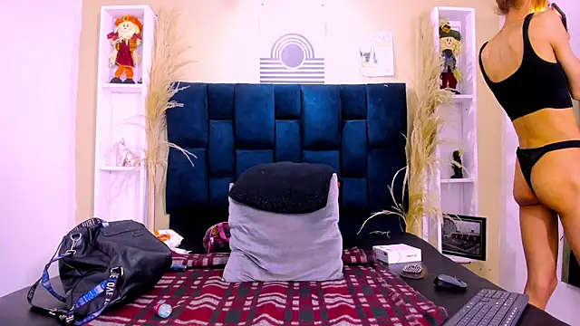 AlissonSpears online show from April 3, 2026, 9:02 pm