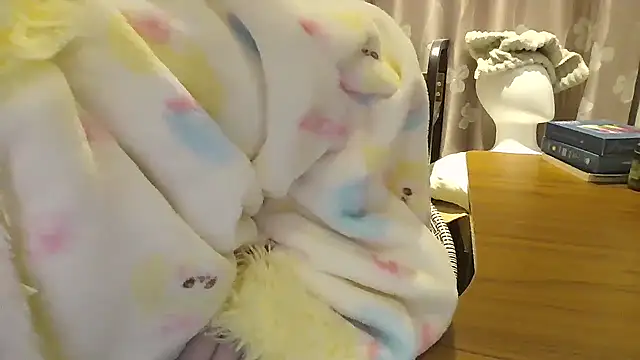 Snapshot of arena1357 chatting on November 11, 2025, 2:28 pm arena1357 online show from November 11, 2025, 2:28 pm