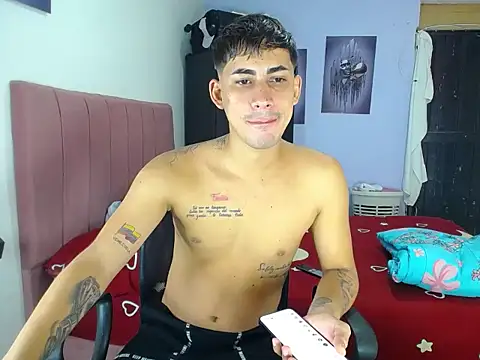 Snapshot of boy_latino_sex chatting on September 9, 2025, 10:20 pm boy latino sex online show from September 9, 2025, 10:20 pm