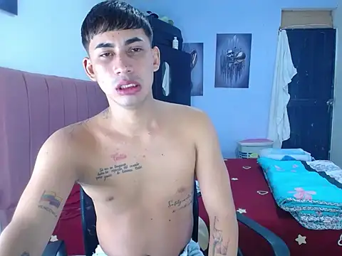 Snapshot of boy_latino_sex chatting on September 16, 2025, 5:52 am boy latino sex online show from September 16, 2025, 5:52 am