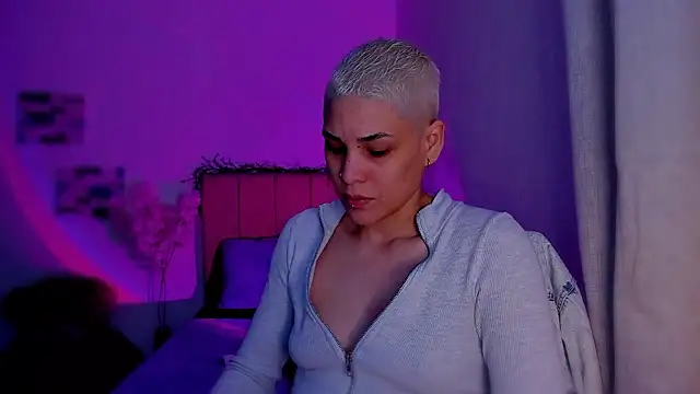 Charlee pink online show from February 25, 2026, 7:45 pm