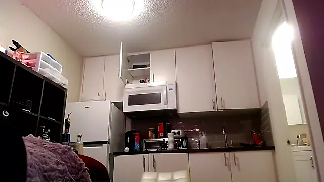 ChillzPnp online show from February 13, 2025, 4:00 am