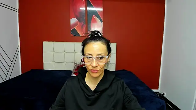 Snapshot of Abrillee1 chatting on January 12, 2025, 6:28 am Abrillee1 online show from January 12, 2025, 6:28 am