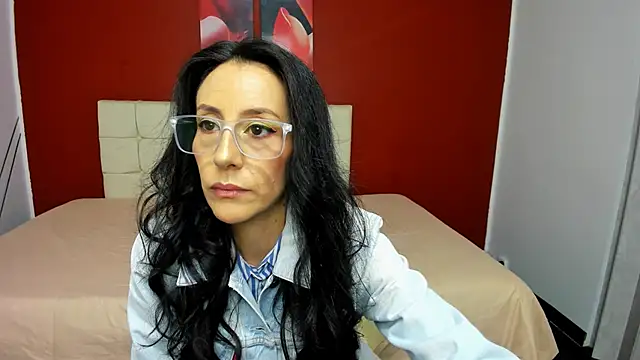 Snapshot of Abrillee1 chatting on January 28, 2025, 7:32 pm Abrillee1 online show from January 28, 2025, 7:32 pm