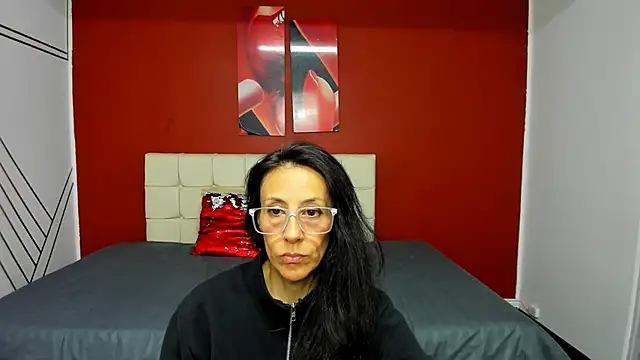 Snapshot of Abrillee1 chatting on February 10, 2025, 11:02 pm Abrillee1 online show from February 10, 2025, 11:02 pm