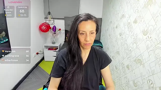 Snapshot of Abrillee1 chatting on March 9, 2025, 4:49 am Abrillee1 online show from March 9, 2025, 4:49 am