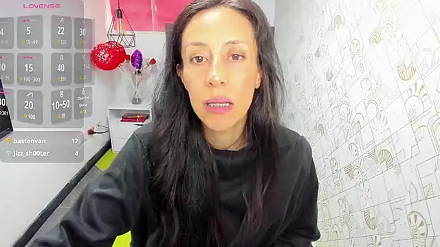 Snapshot of Abrillee1 chatting on March 11, 2025, 7:25 pm Abrillee1 online show from March 11, 2025, 7:25 pm