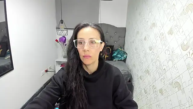 Snapshot of Abrillee1 chatting on March 23, 2025, 3:43 am Abrillee1 online show from March 23, 2025, 3:43 am