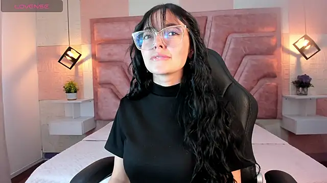 elisa collins online show from June 19, 2026, 9:29 pm
