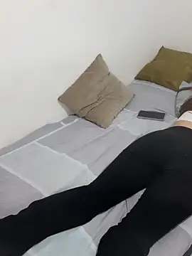 Snapshot of Tripisv chatting on December 11, 2024, 4:39 am Tripisv online show from December 11, 2024, 4:39 am