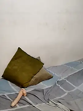 Snapshot of Tripisv chatting on February 7, 2025, 1:58 am Tripisv online show from February 7, 2025, 1:58 am