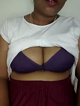 Snapshot of Sexy_Ammu_Telugu chatting on February 5, 2025, 5:41 am Sexy Ammu Telugu online show from February 5, 2025, 5:41 am