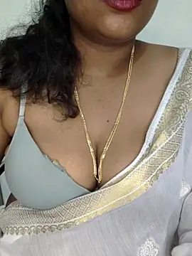 Snapshot of Sexy_Ammu_Telugu chatting on February 17, 2025, 4:15 pm Sexy Ammu Telugu online show from February 17, 2025, 4:15 pm