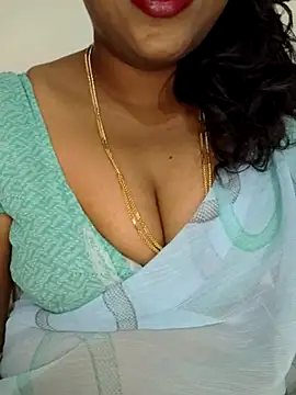 Snapshot of Sexy_Ammu_Telugu chatting on February 25, 2025, 2:36 am Sexy Ammu Telugu online show from February 25, 2025, 2:36 am