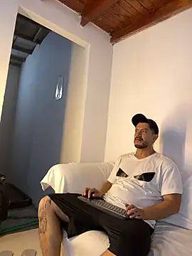 AndresSmith   online show from July 7, 2026, 12:46 am
