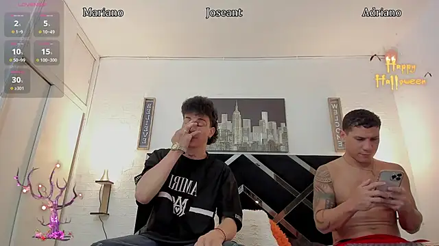 nakedfoam1 online show from October 17, 2025, 4:26 am