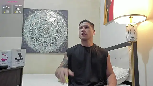 nakedfoam1 online show from November 5, 2025, 4:56 am