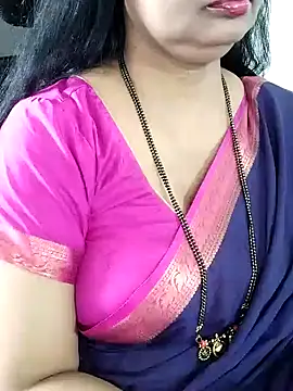 Snapshot of Deepthi_Mysore chatting on December 14, 2024, 5:18 am Deepthi Mysore online show from December 14, 2024, 5:18 am