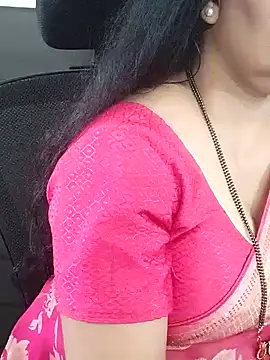Snapshot of Deepthi_Mysore chatting on December 25, 2024, 9:56 am Deepthi Mysore online show from December 25, 2024, 9:56 am