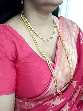 Snapshot of Deepthi_Mysore chatting on February 18, 2025, 8:03 pm Deepthi Mysore online show from February 18, 2025, 8:03 pm