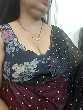 Snapshot of Deepthi_Mysore chatting on October 25, 2025, 9:06 am Deepthi Mysore online show from October 25, 2025, 9:06 am