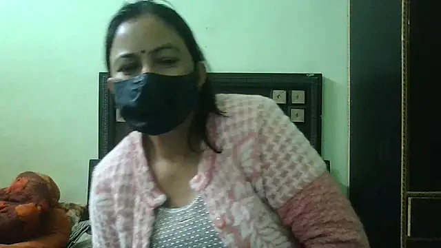 couplesuni online show from December 21, 2024, 2:58 pm