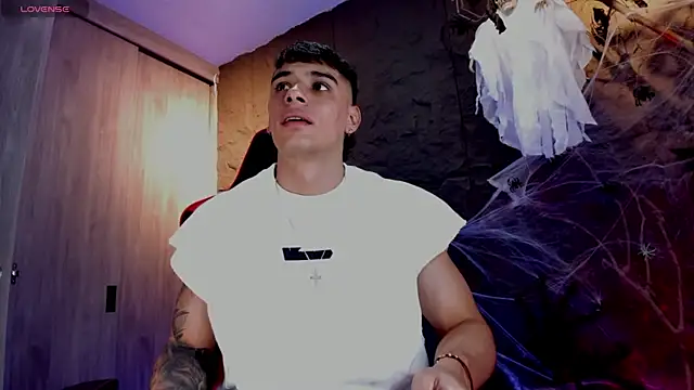 Snapshot of joseph_boy chatting on October 25, 2025, 11:29 am joseph boy online show from October 25, 2025, 11:29 am