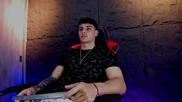 Snapshot of joseph_boy chatting on November 14, 2025, 11:53 am joseph boy online show from November 14, 2025, 11:53 am