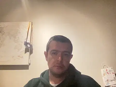 OtterAdonis21 online show from April 8, 2026, 2:33 am