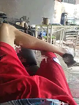 Snapshot of danilogarcia33 chatting on February 15, 2025, 1:38 pm danilogarcia33 online show from February 15, 2025, 1:38 pm