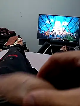 Snapshot of danilogarcia33 chatting on October 15, 2025, 3:56 pm danilogarcia33 online show from October 15, 2025, 3:56 pm