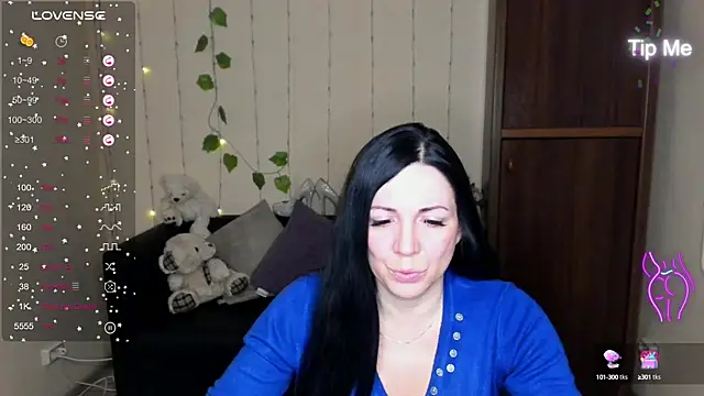 Snapshot of Alika_lorens_talk chatting on January 22, 2025, 12:27 pm Alika lorens talk online show from January 22, 2025, 12:27 pm