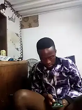 Snapshot of bull_Giant chatting on December 11, 2024, 8:28 pm bull Giant online show from December 11, 2024, 8:28 pm