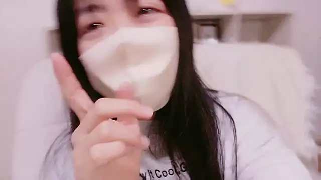 yukinA xoxo online show from February 3, 2025, 6:17 pm