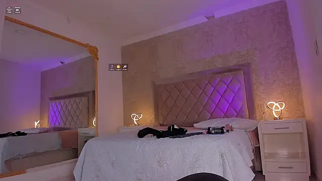 LiaFlowers online show from January 16, 2025, 2:41 am