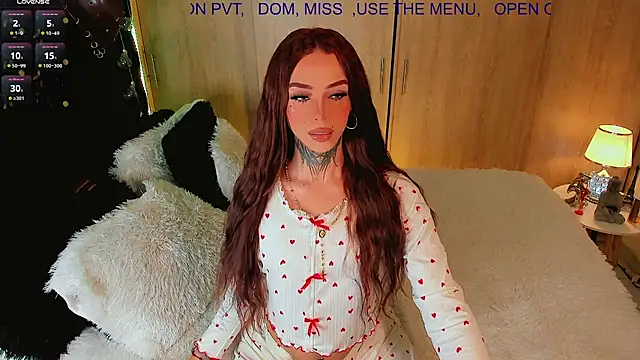 CALLME GODDESS  online show from June 17, 2026, 7:33 am